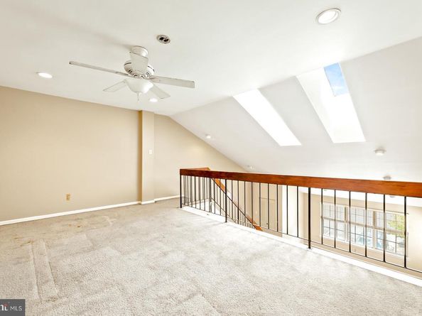 504 Valley Glen Road, Elkins Park PA 19027