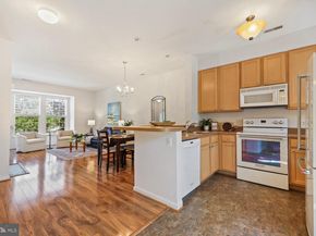 23110 Blackthorn Square, Sterling VA 20166
