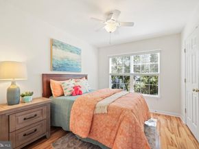 23110 Blackthorn Square, Sterling VA 20166