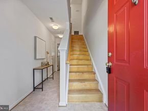 23110 Blackthorn Square, Sterling VA 20166