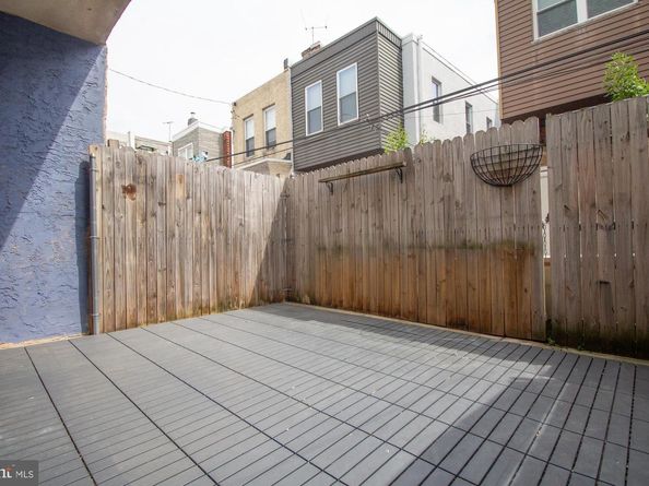 2515 S Hicks Street, Philadelphia PA 19145