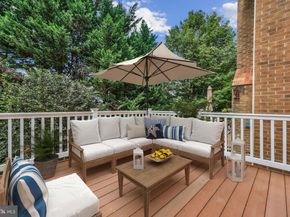 9420 Lost Trail Way, Potomac MD 20854