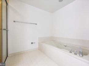 9420 Lost Trail Way, Potomac MD 20854