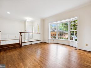 9420 Lost Trail Way, Potomac MD 20854