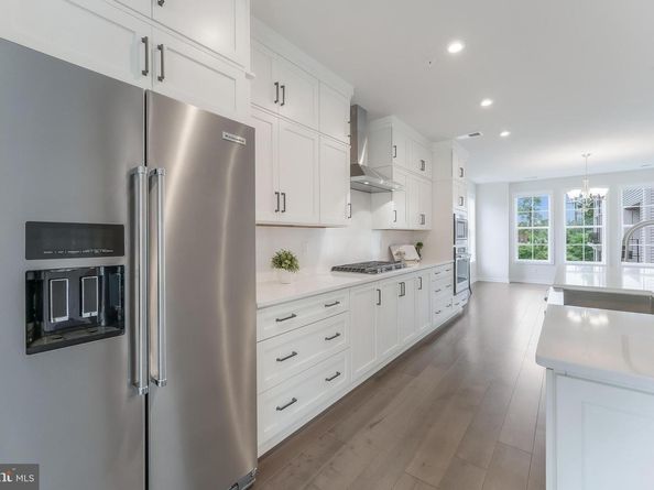 7474 Backett Wood Terrace, Mclean VA 22102