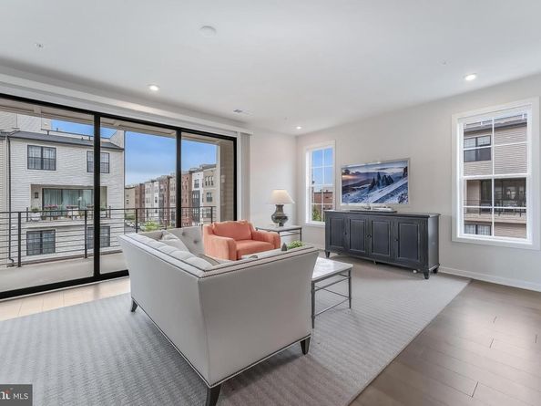 7474 Backett Wood Terrace, Mclean VA 22102