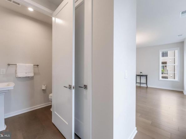 7474 Backett Wood Terrace, Mclean VA 22102