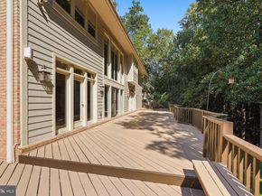 8805 Mary Mead Court, Potomac MD 20854