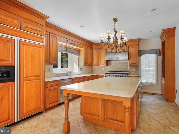 8805 Mary Mead Court, Potomac MD 20854
