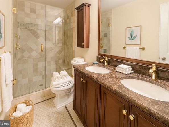 8805 Mary Mead Court, Potomac MD 20854