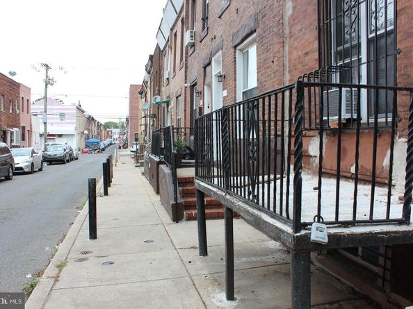 2521 S Sheridan Street, Philadelphia PA 19148