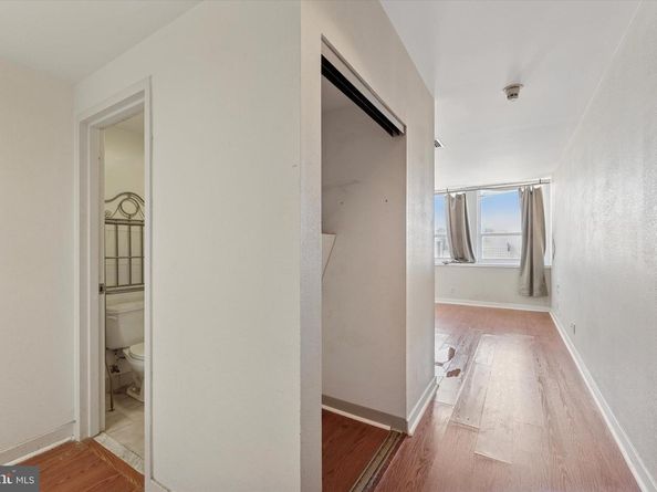 1100 Vine Street P211, Philadelphia PA 19107