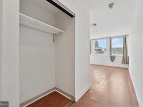 1100 Vine Street P211, Philadelphia PA 19107
