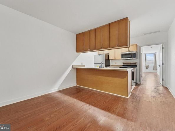 1100 Vine Street P211, Philadelphia PA 19107