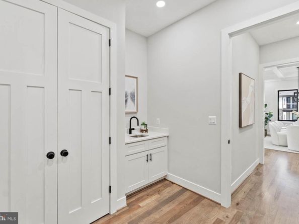 6449 Orland Street, Falls Church VA 22043