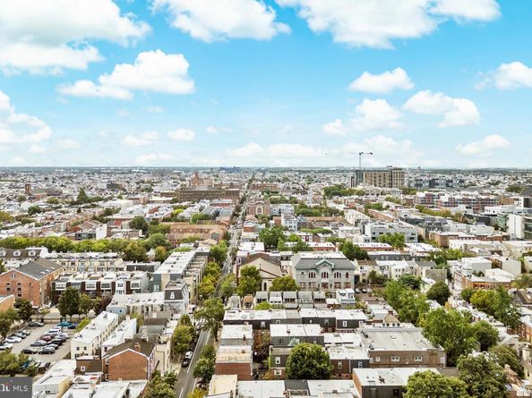 321 S Fawn Street, Philadelphia PA 19107