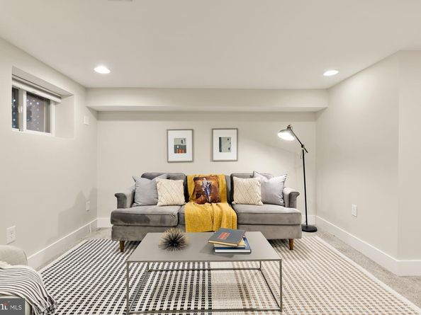 3727 18TH Street NE, Washington DC 20018