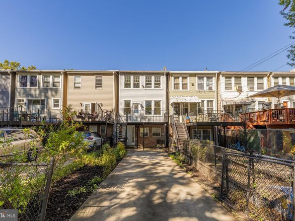 3727 18TH Street NE, Washington DC 20018