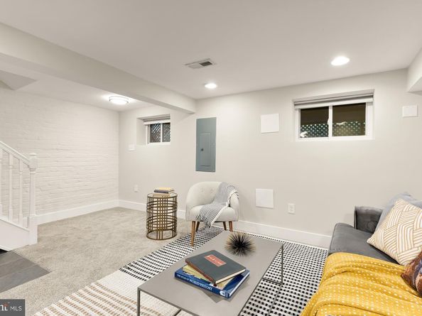 3727 18TH Street NE, Washington DC 20018