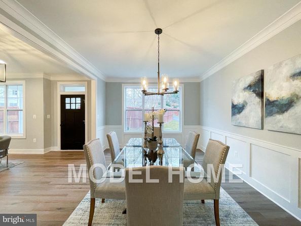207 Patrick Street SW, Vienna VA 22180