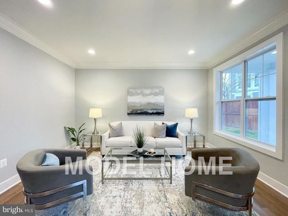 207 Patrick Street SW, Vienna VA 22180