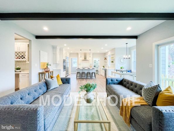 207 Patrick Street SW, Vienna VA 22180