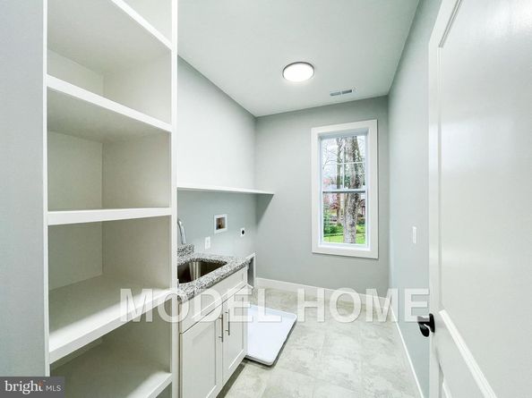 207 Patrick Street SW, Vienna VA 22180