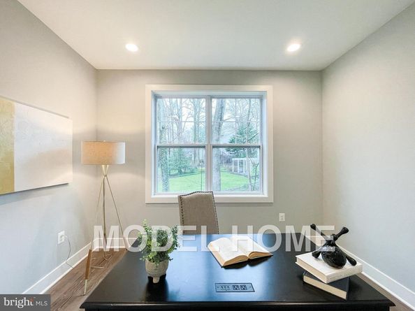 207 Patrick Street SW, Vienna VA 22180