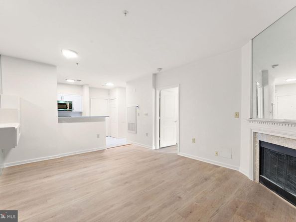 12919 Alton Square 117, Herndon VA 20170