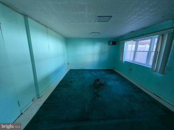 12706 Hollins Road, Philadelphia PA 19154