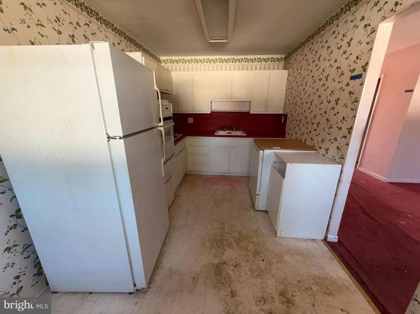 12706 Hollins Road, Philadelphia PA 19154