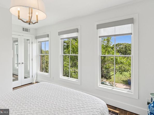 422 N Union Street, Alexandria VA 22314