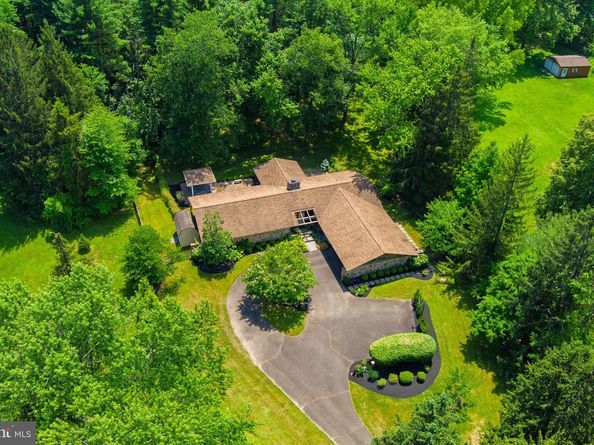 1255 Valley Hill Trail, Churchville PA 18966