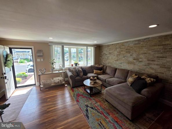 4208 Greenmount Road, Philadelphia PA 19154