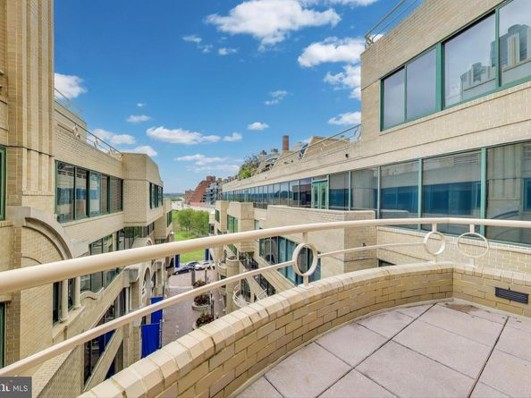3030 K Street NW 209, Washington DC 20007
