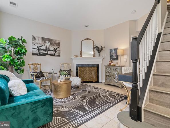 5804 Summers Grove Road, Alexandria VA 22304