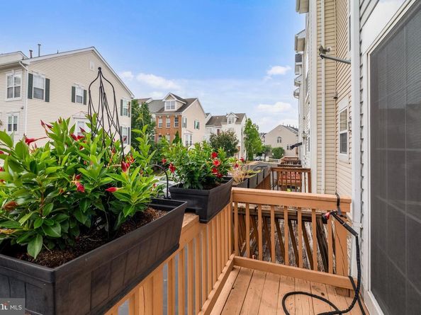 5804 Summers Grove Road, Alexandria VA 22304