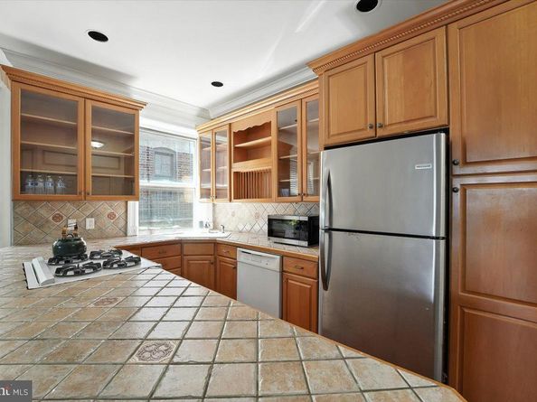851 John F. Kennedy Boulevard E E1, Weehawken NJ 07086