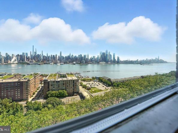851 John F. Kennedy Boulevard E E1, Weehawken NJ 07086
