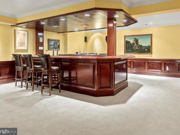 2401 Oakmont Court, Oakton VA 22124