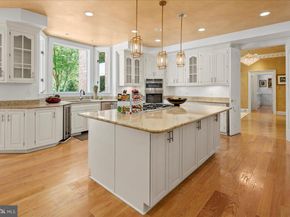 2401 Oakmont Court, Oakton VA 22124