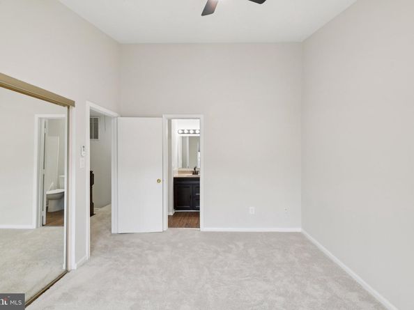 187 Saint Johns Square, Sterling VA 20164