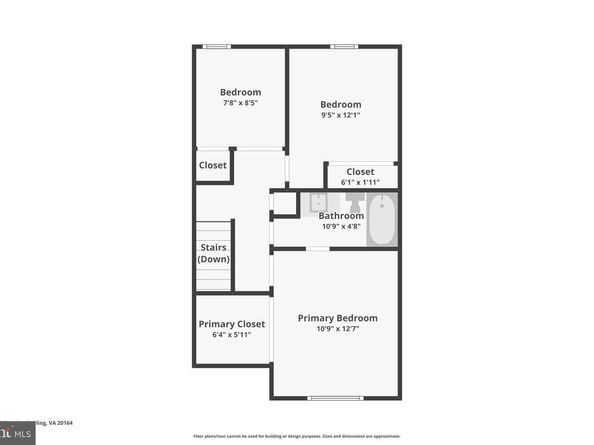 187 Saint Johns Square, Sterling VA 20164