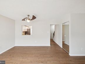 187 Saint Johns Square, Sterling VA 20164