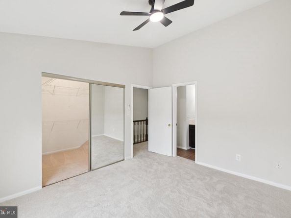 187 Saint Johns Square, Sterling VA 20164
