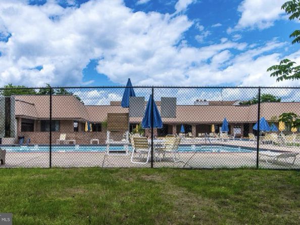 47201 Delaire Landing Road 201, Philadelphia PA 19114