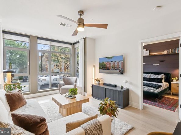 900 11TH Street SE 106, Washington DC 20003