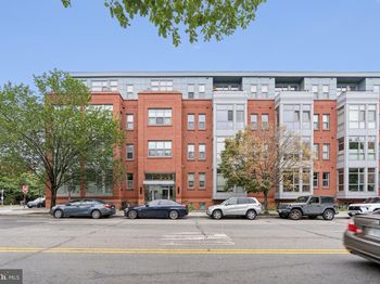 900 11TH Street SE