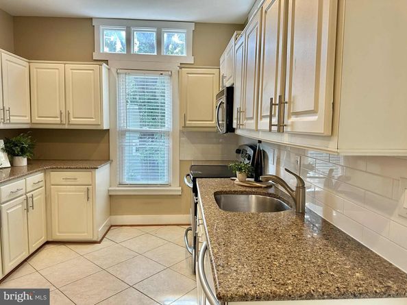 4709 7TH Street S, Arlington VA 22204