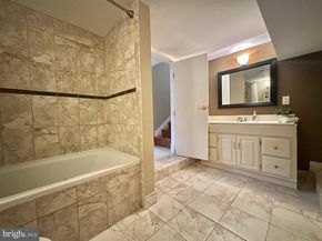 4709 7TH Street S, Arlington VA 22204